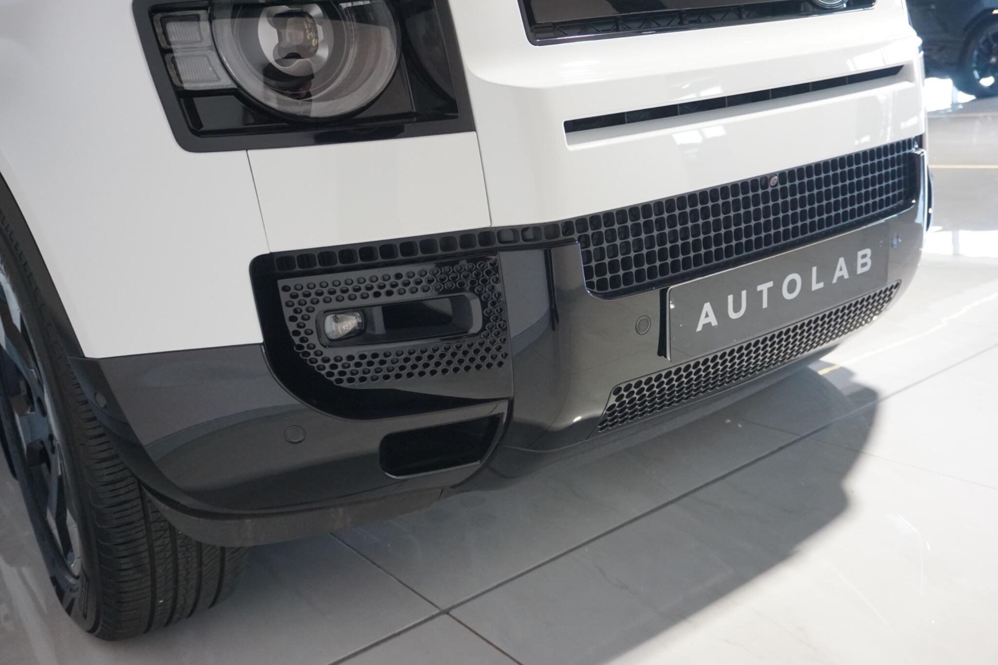 Land Rover Defender 110 2.0 P400e 15.4kWh X-Dynamic HSE SUV 5dr Petrol Plug-in Hybrid Auto 4WD Euro 6 (s/s) (404 ps)